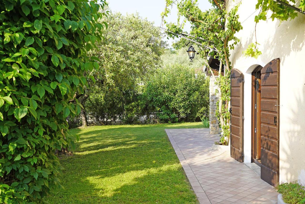 Villa Bouganville Toscolano-Maderno Exterior foto