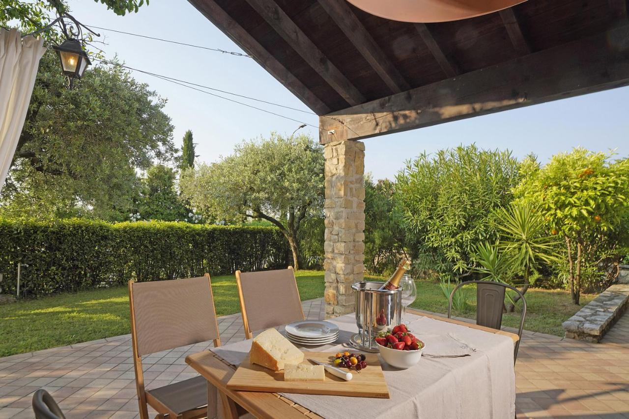Villa Bouganville Toscolano-Maderno Exterior foto