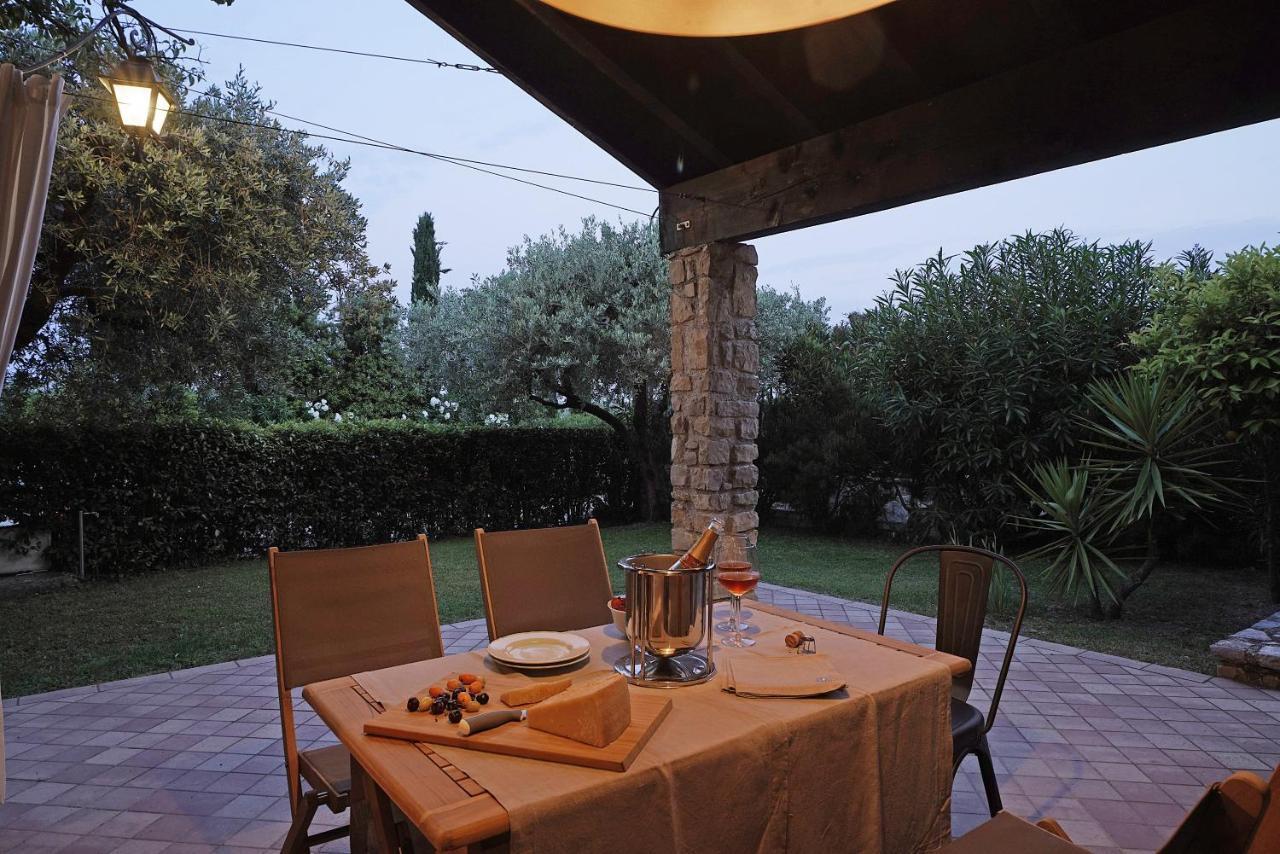 Villa Bouganville Toscolano-Maderno Exterior foto